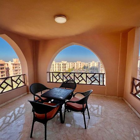 Luxurious 3 Bedroom Rustic Apartment Overlooking Huge Garden - For Families And Couples Kairo Eksteriør billede